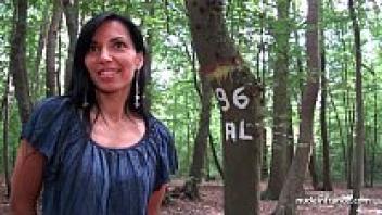 Before having anal intercourse at home, Georgous, an amateur exhib milf, meets up in a wood.