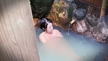 Onsen Girl Nacchi