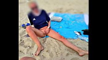 Missspisss-Update #10: November 11, 2024, Mallorca Beach