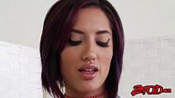 Chloe Amour