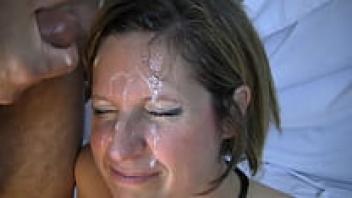 Ms Amy&'s gangbang facial