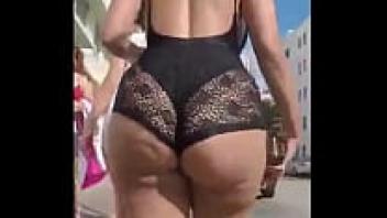HUGE DUDE