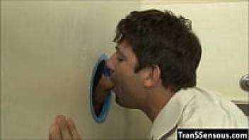 Tranny's surprise gloryhole