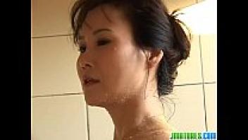 Lovely solo for Runa in the bathtub