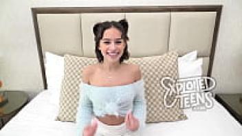 Aria Valencia