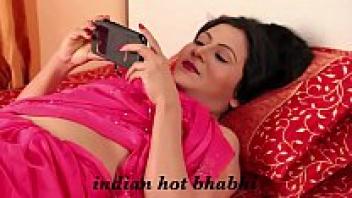 Nipple Show by Indian Hot Bhabhi