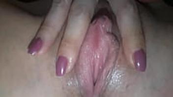 Excited, avaricious pussy with remarks