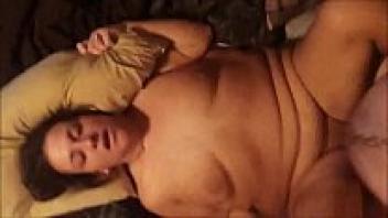 Amateur Chubby MILF POV: Pleasure and sex