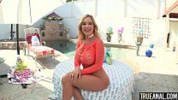 Genuinely sensual An anal creampie for Savannah Bond