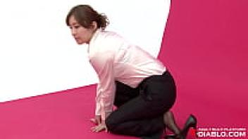 Maki Momoi's amateur nude photo session