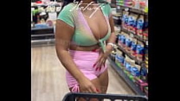 Kriss Hotwife at the grocery store