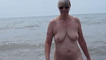 At the textile beach, nude