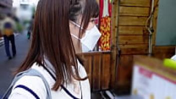 It's interesting how the pubic hair protrudes. JK, untreated natural pussy. Mochisube's stunning skin is stunning! Girls from Imadoki who love Korean Students go on a Korean wave date. Thinking about the piston that descends to Zun's depths, I'm about to stop.