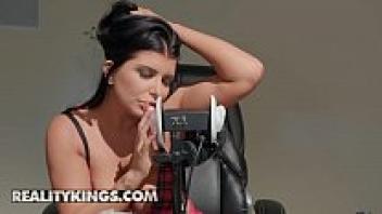(Ricky Johnson, Romi Rain) - ASMR Kings - Reality Kings