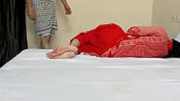 Sasur ji ne pela Bahu ki tight chut ko entire film.