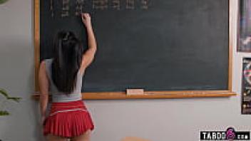 Kimmy Kimm, a Korean girl, fell in love with her detention teacher after she was arrested.