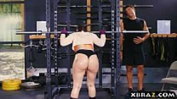 Mandy Muse, a big ass gym girl, loved the after-squats.